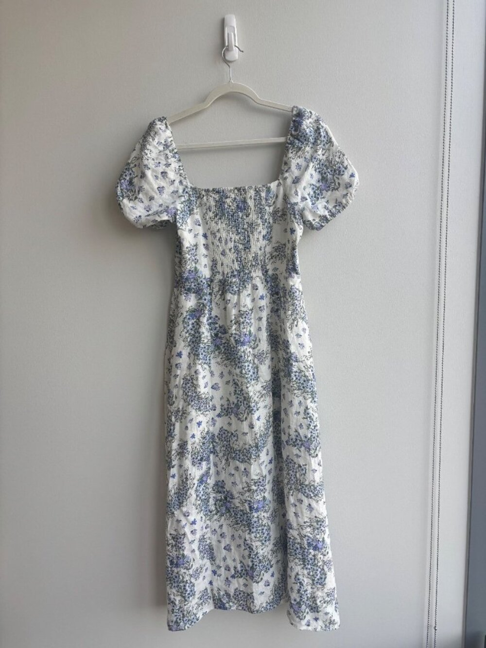 & Other Stories Linen Puff Sleeve Smocked Midi Dress | Blue Floral | Size US 8 - Picture 6 of 6